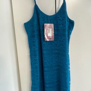 love, Fire Teal Lace Sleeveless Top